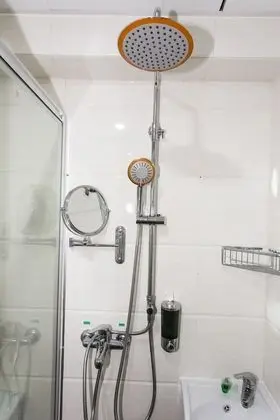 Economy Twin Room, Shared Bathroom