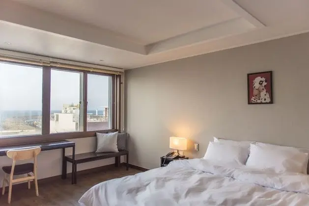 Deluxe Tek Büyük Yataklı Oda