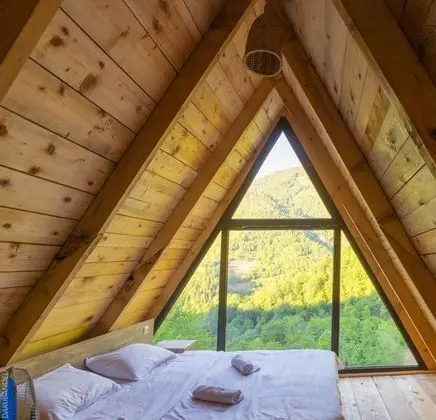 Family Kır Evi, Dağ Manzaralı, Dağ Yamacı