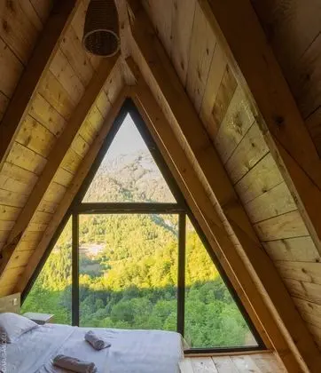 Family Kır Evi, Dağ Manzaralı, Dağ Yamacı