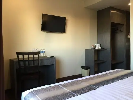 Deluxe Oda, 1 En Büyük (King) Boy Yatak