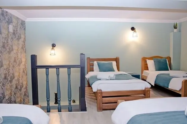 Comfort Dört Kişilik Oda