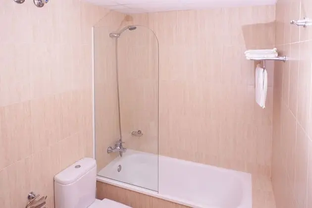Standard Tek Büyük veya İki Ayrı Yataklı Oda