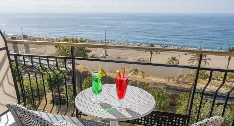 Standard Üç Kişilik Oda, Deniz Manzaralı (2 adults +1 child)