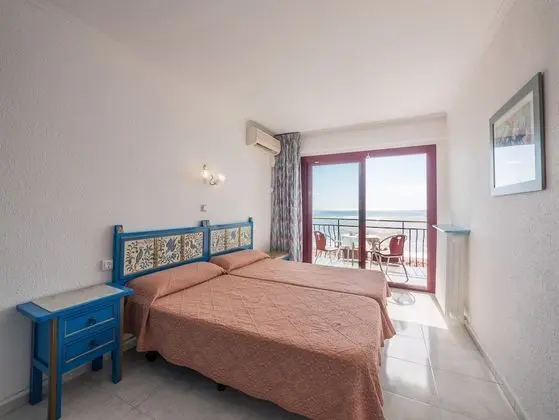Standard Üç Kişilik Oda, Deniz Manzaralı (2 adults +1 child)