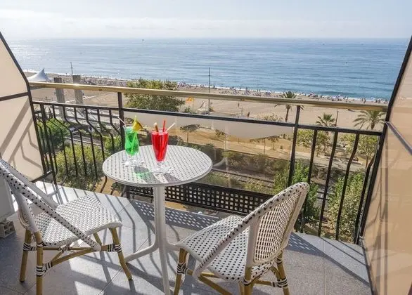 Standard Üç Kişilik Oda, Deniz Manzaralı (2 adults +1 child)