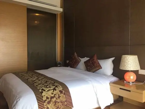Business Tek Büyük Yataklı Oda