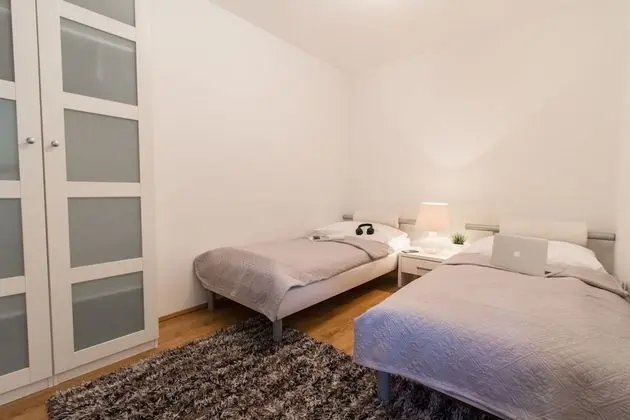 Grand Apart Daire (Mandl)