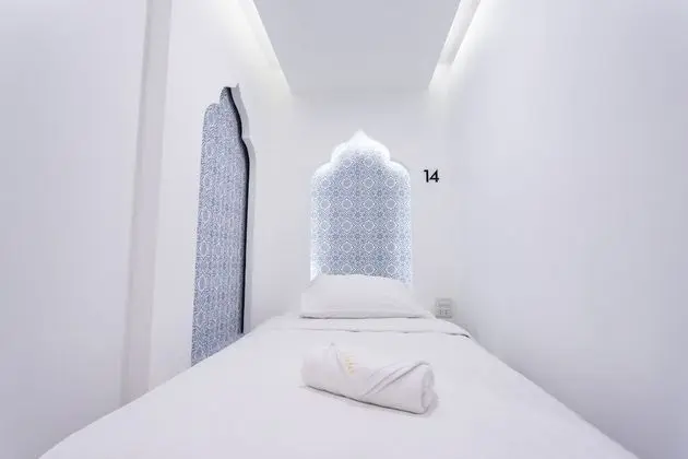 5-Bed Female Dormitory