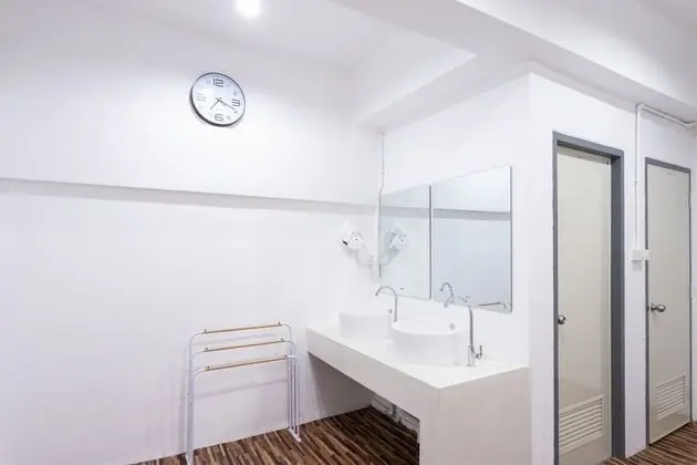 5-Bed Female Dormitory