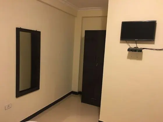 Basic Oda, 1 Büyük (Queen) Boy Yatak, Sigara İçilmez, Balkon