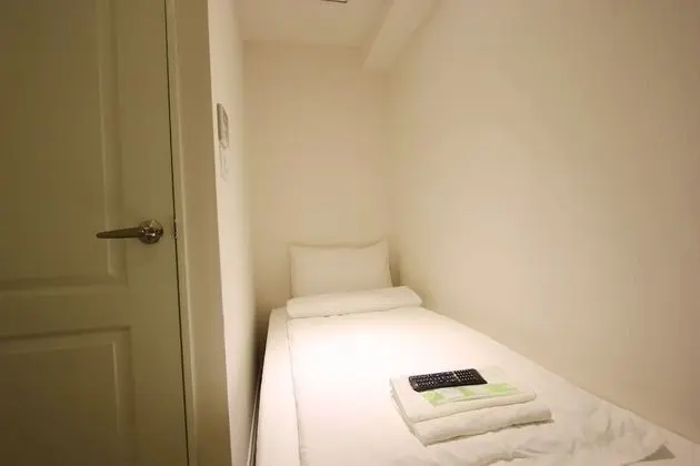 Basic Tek Kişilik Oda, Ortak Banyo