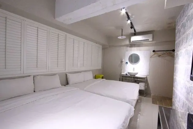 Standard Dört Kişilik Oda, 2 Çift Kişilik Yatak, Küvet