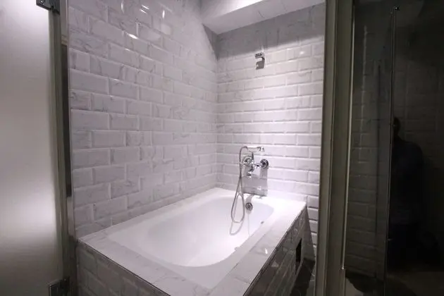 Standard Dört Kişilik Oda, 2 Çift Kişilik Yatak, Küvet