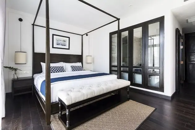 Deluxe with Balcony