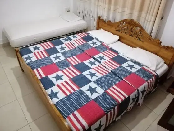 Basic Tek Büyük Yataklı Oda, Birden Çok Yatak, Dağ Manzaralı