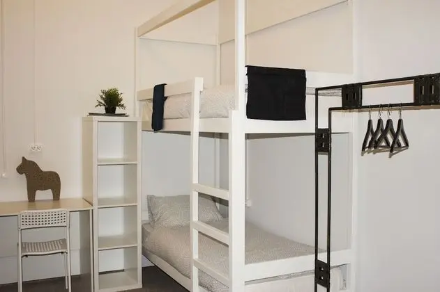 Ortak Ranzalı Oda, Sadece erkekler için (10 guests)