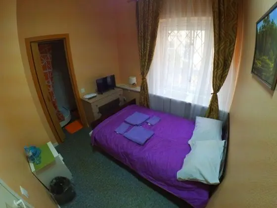 Standard Tek Büyük Yataklı Oda