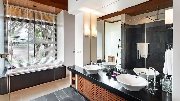 Luxury Villa, 4 Yatak Odası, Okyanus Manzaralı, Okyanusa Sıfır