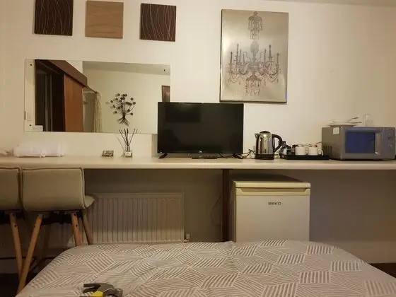 Tek Büyük Yataklı Oda, 1 Çift Kişilik Yatak