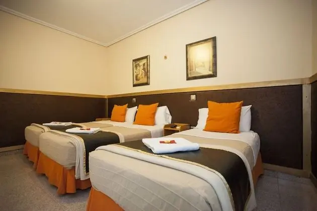 Family Oda (3 people)