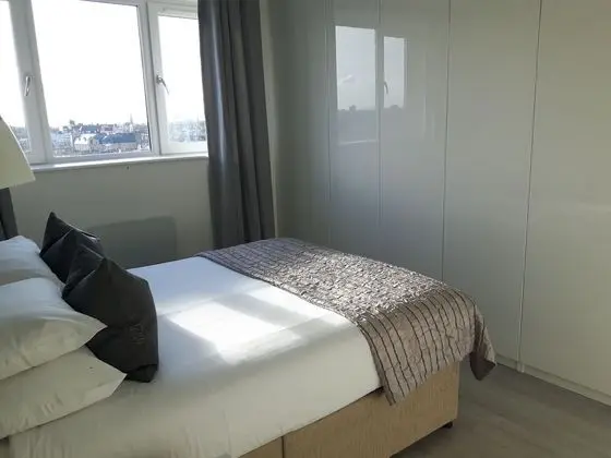 Business Çatı Katı Süiti (Penthouse)