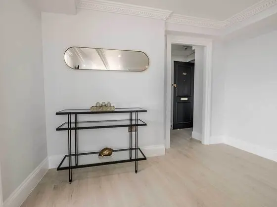 Business Çatı Katı Süiti (Penthouse)