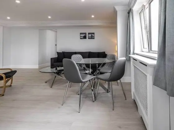 Business Çatı Katı Süiti (Penthouse)