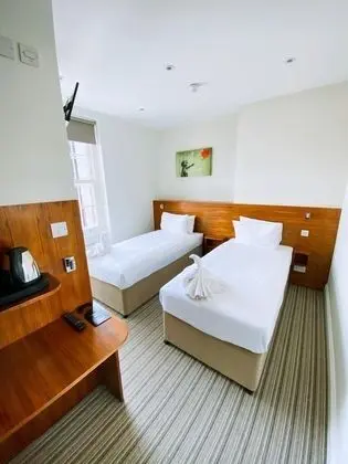 Superior İki Ayrı Yataklı Oda