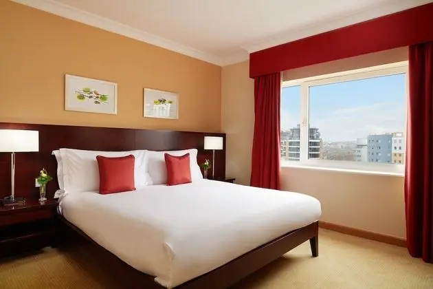 Chelsea King Suite with Balcony