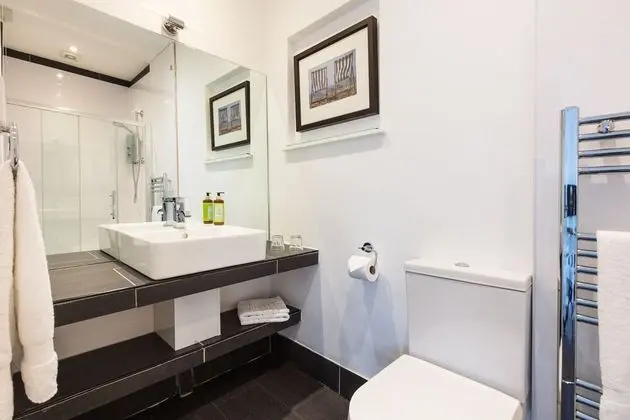 Luxury Tek Büyük Yataklı Oda, Banyolu/Duşlu (Sea View )