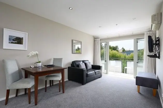 One Bedroom Spa Apartment