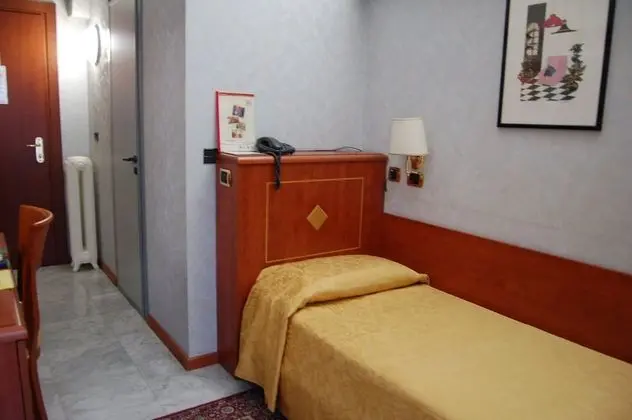 Tek Kişilik Oda