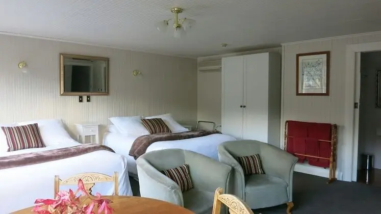 Standard Stüdyo, Sigara İçilmez (2 Queens Upstairs Ensuite)