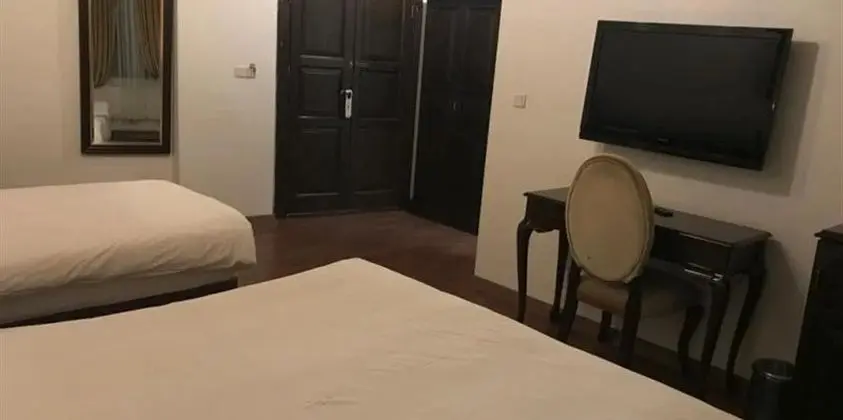 Şehir Manzaralı Üç Kişilik Oda - İadesiz Oda Kahvaltı
