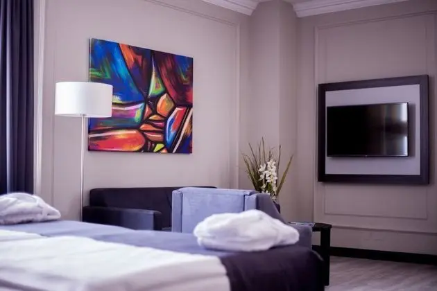 Comfort Tek Büyük Yataklı Oda