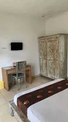 Standard Tek Büyük Yataklı Oda