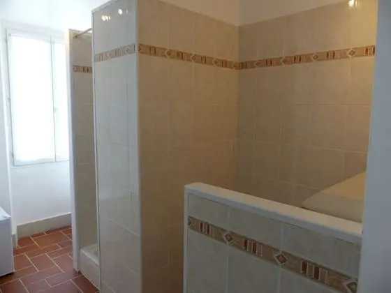 Tek Büyük Yataklı Oda (La Chablisienne)