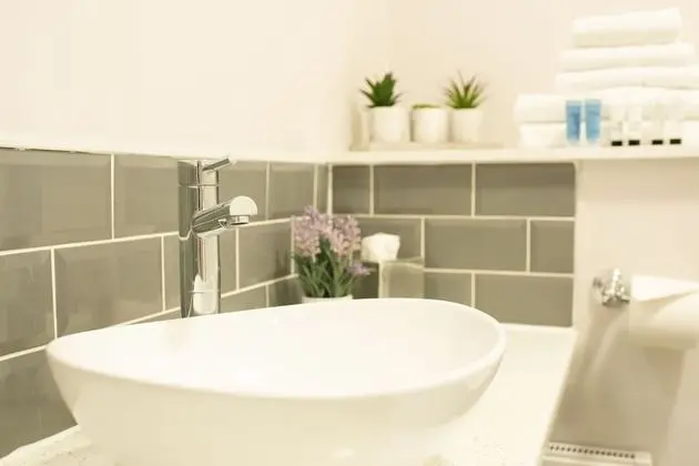 Standard Tek Büyük Yataklı Oda, Banyolu/Duşlu (Room 3)