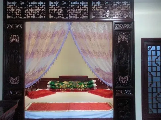 Romantic Tek Büyük Yataklı Oda