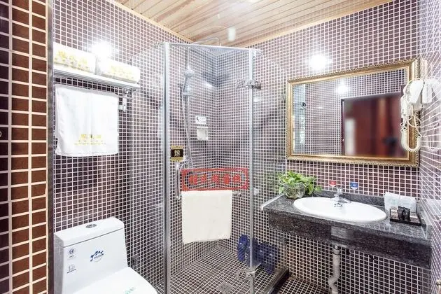 Romantic Tek Büyük Yataklı Oda