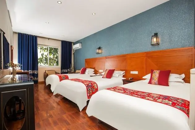 Deluxe Üç Kişilik Oda