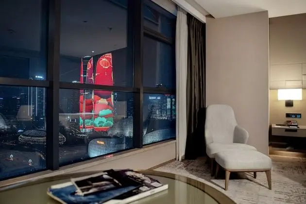 Deluxe Oda, 1 En Büyük (King) Boy Yatak, Kule