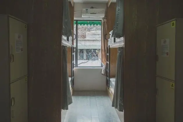 Senior Ortak Ranzalı Oda, Sadece erkekler için