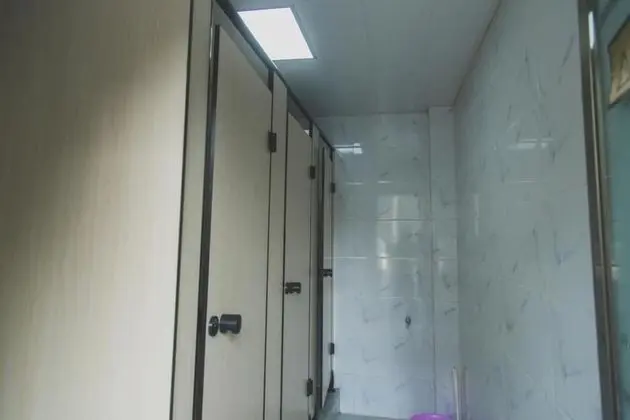 Senior Ortak Ranzalı Oda, Sadece erkekler için