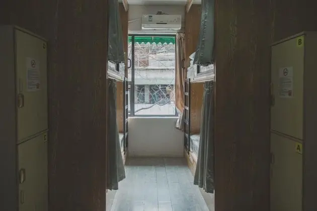 Senior Ortak Ranzalı Oda, Sadece kadınlar için