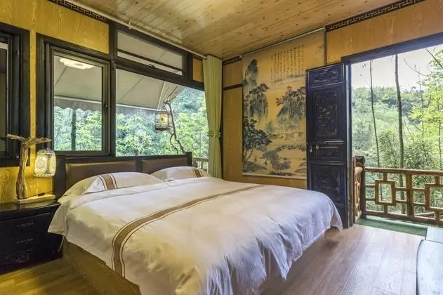 Exclusive Oda, Veranda