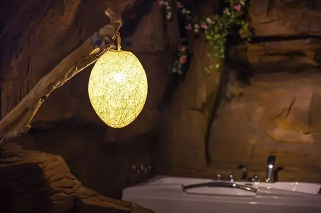 Exclusive Tek Büyük Yataklı Oda