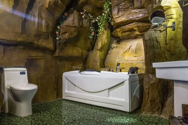 Exclusive Tek Büyük Yataklı Oda