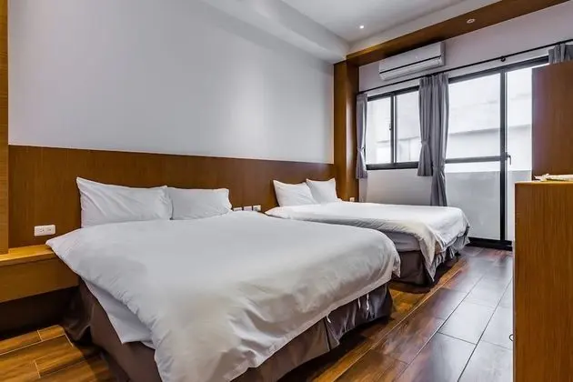 Standard Dört Kişilik Oda, Balkon